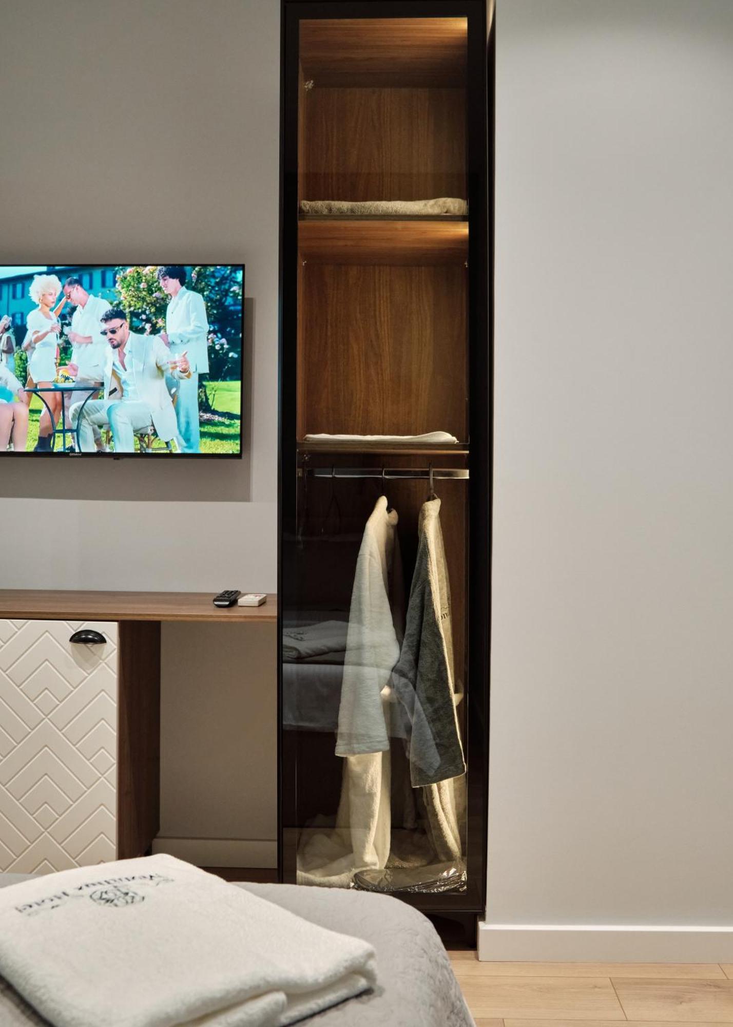 Montflux Hotel Boks ภายนอก รูปภาพ