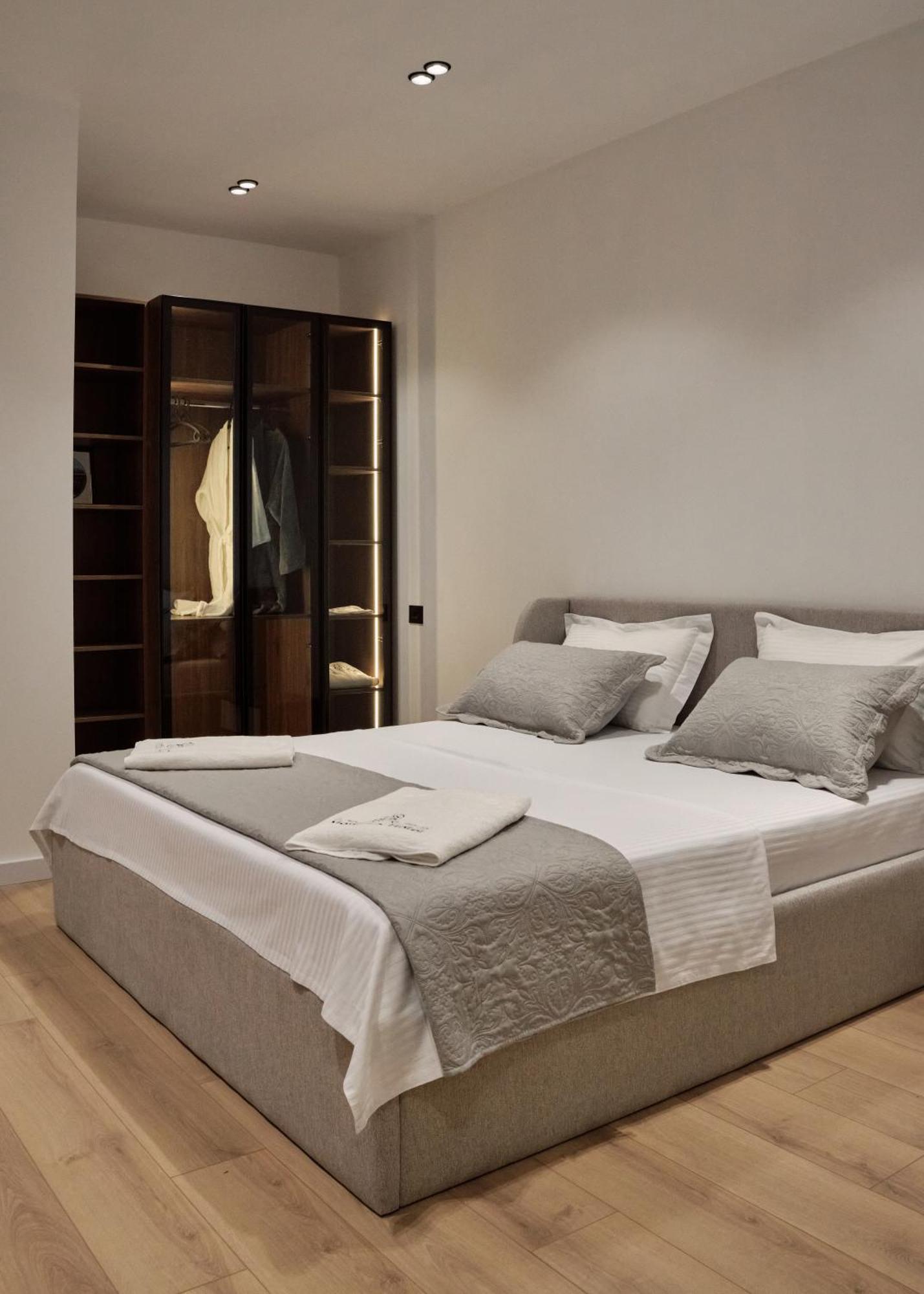 Montflux Hotel Boks ภายนอก รูปภาพ