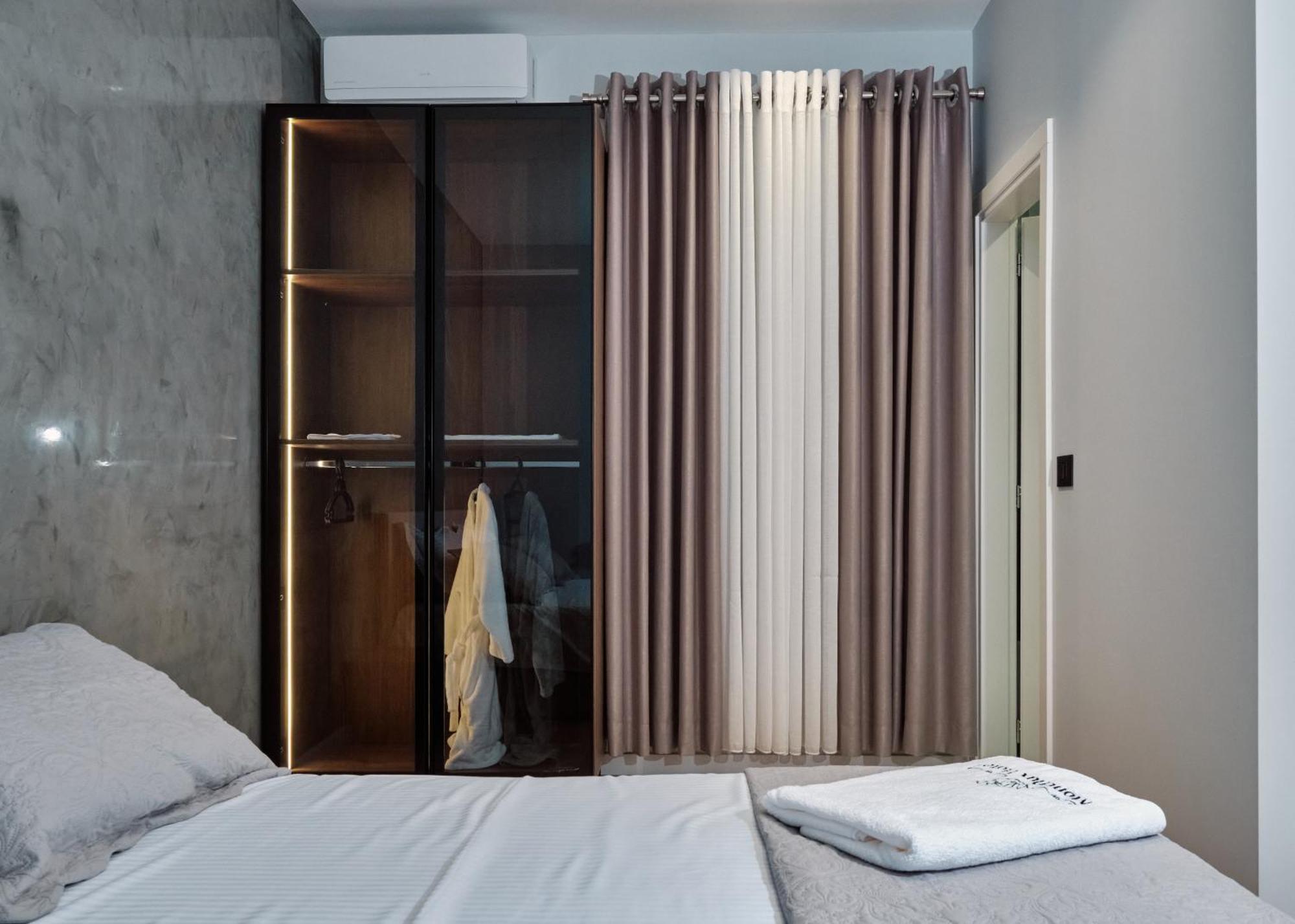 Montflux Hotel Boks ภายนอก รูปภาพ